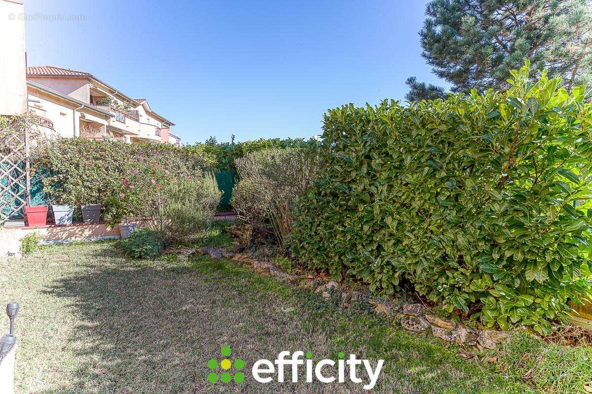 Appartement à MARCY-L&#039;ETOILE