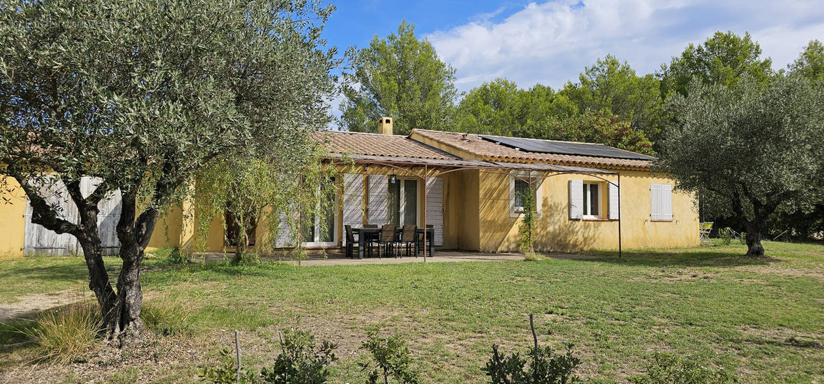 Maison à LAURIS