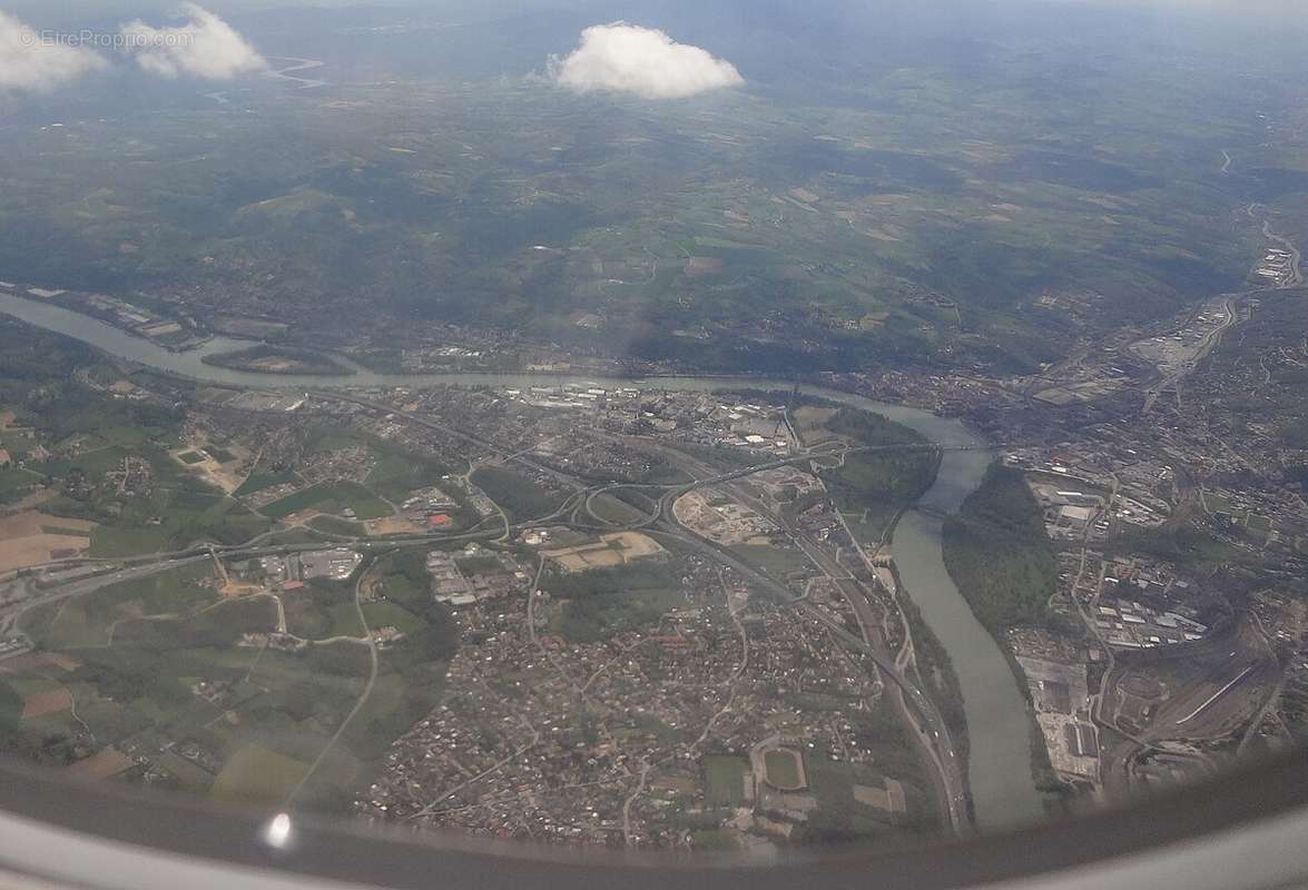 Appartement à CHASSE-SUR-RHONE