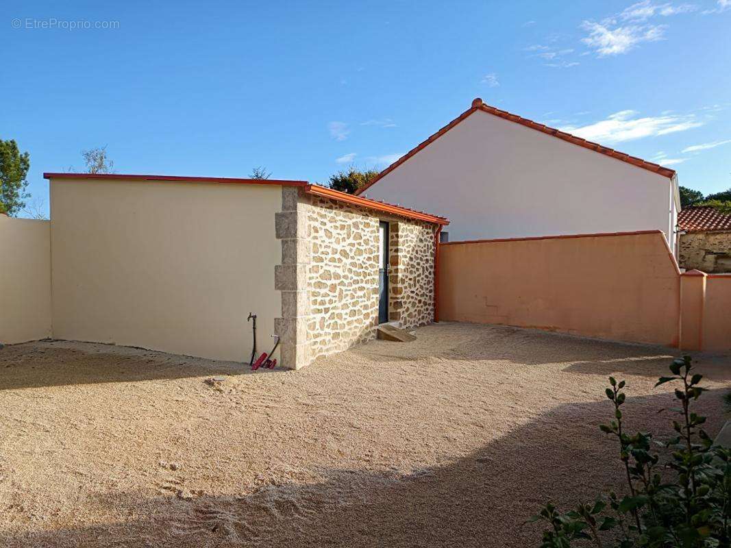 Maison à SAINT-AIGNAN-GRANDLIEU