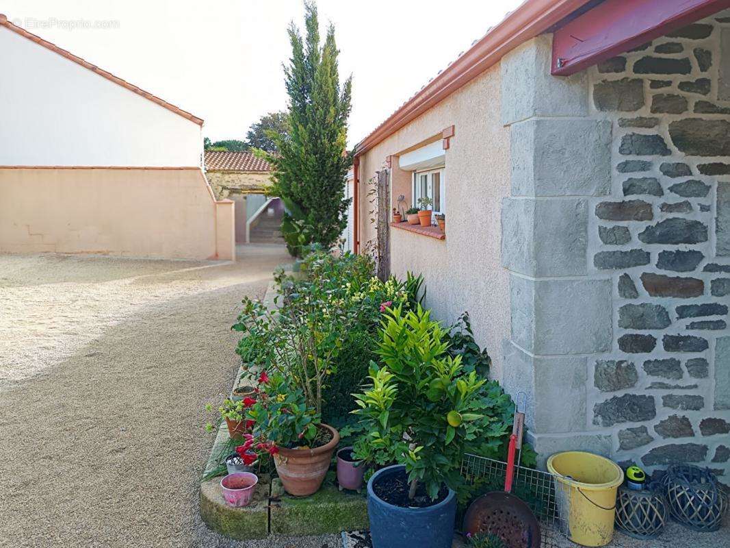 Maison à SAINT-AIGNAN-GRANDLIEU