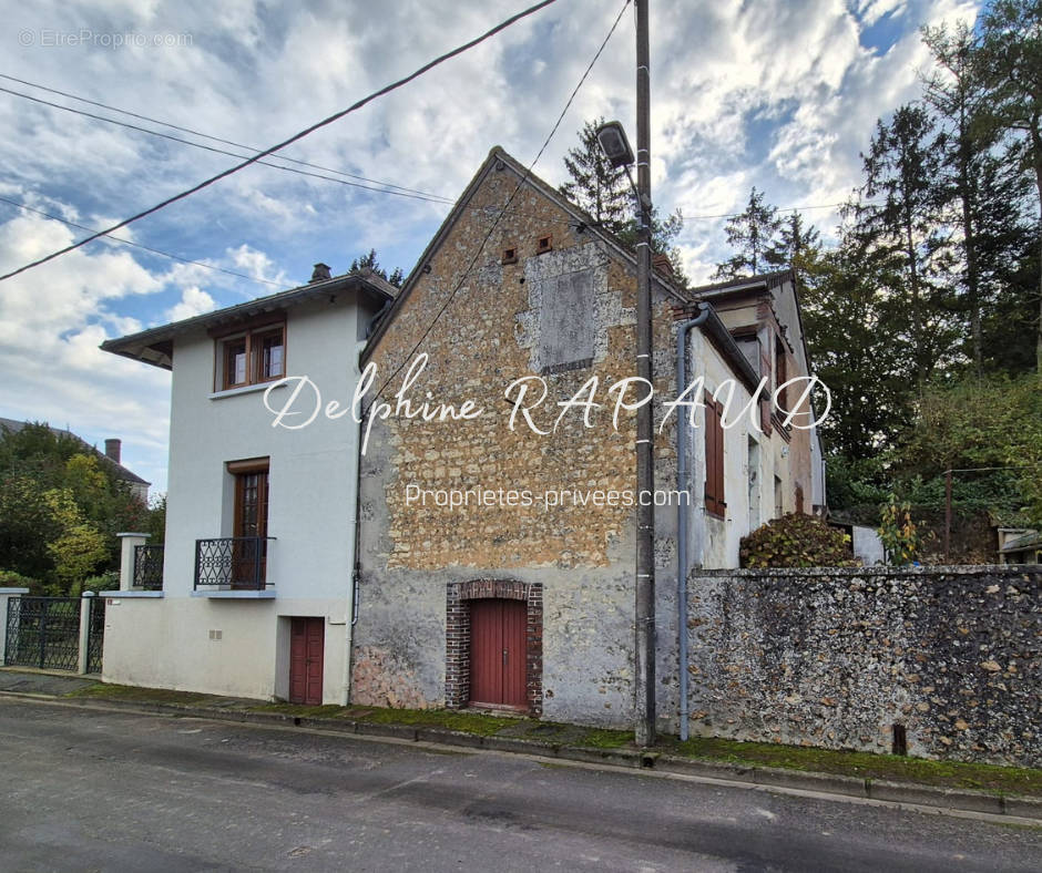 Maison à CONDE-SUR-HUISNE