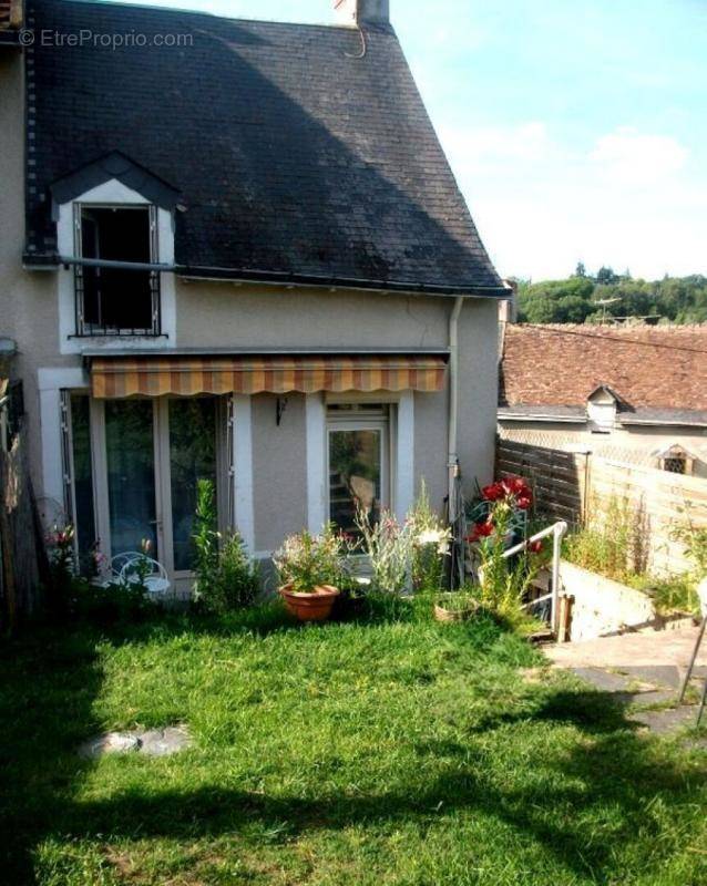 Maison à LE PONT-CHRETIEN-CHABENET