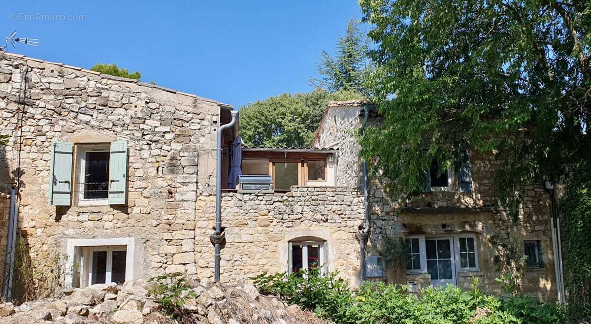 Maison à UZES