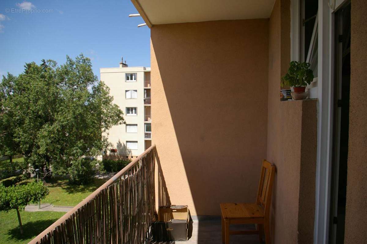 Appartement à UZES