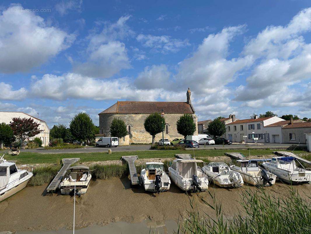 Maison à CHENAC-SAINT-SEURIN-D&#039;UZET