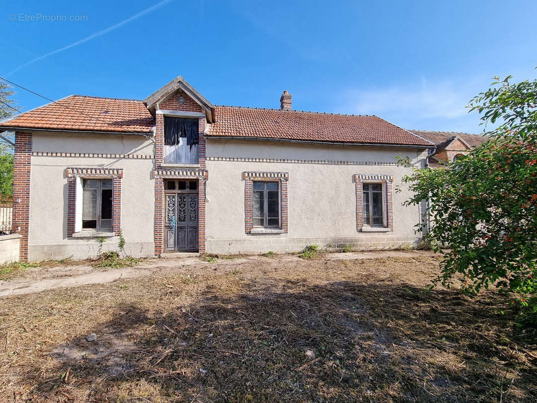 Maison à BRAY-SUR-SEINE