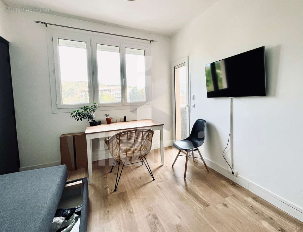 Appartement à TOURNON-SUR-RHONE