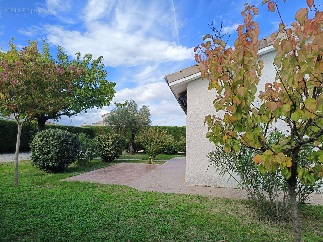 Maison à ROUSSILLON