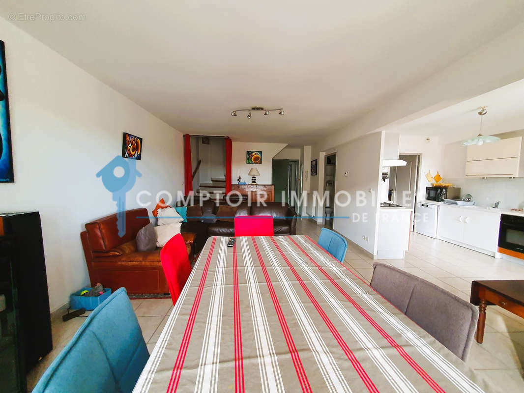 Appartement à UZES