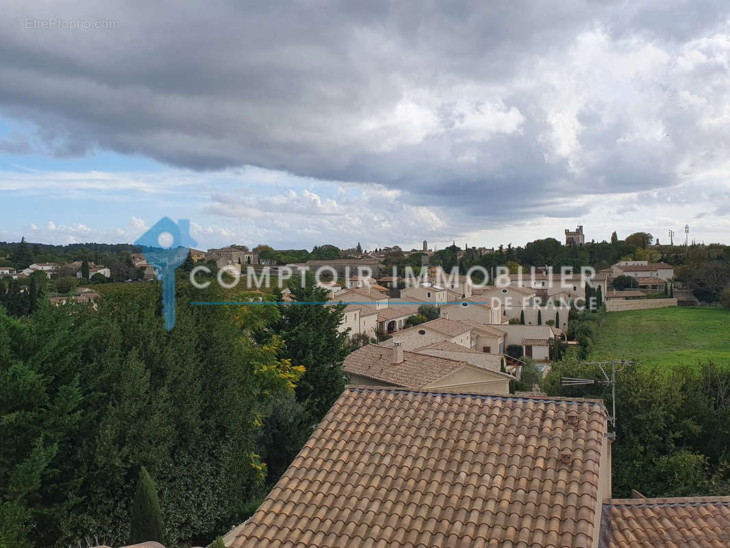 Appartement à UZES