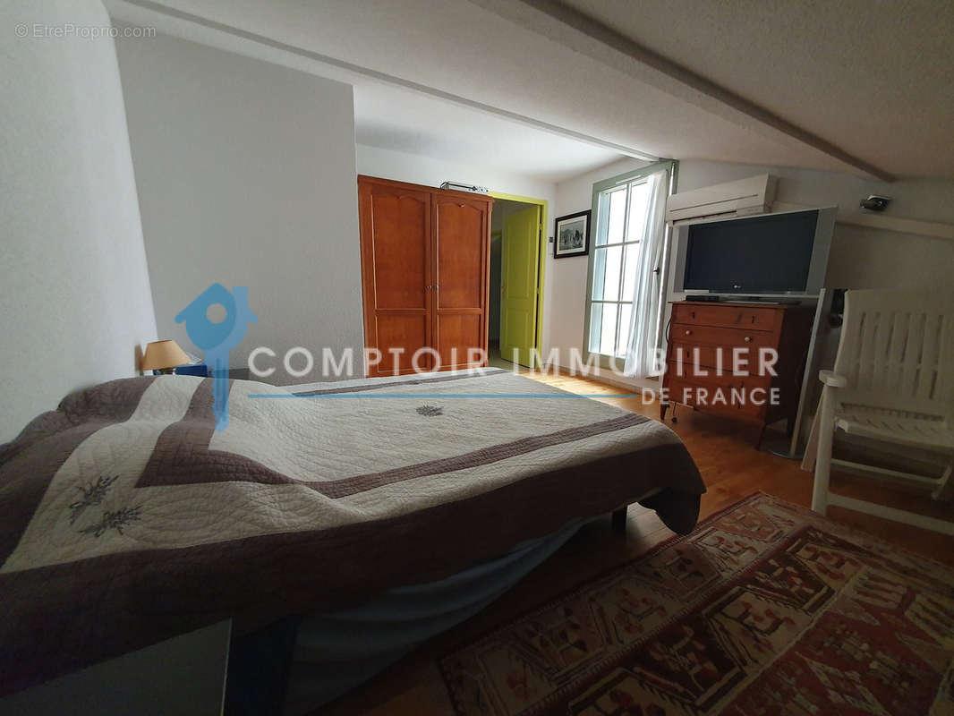 Appartement à UZES