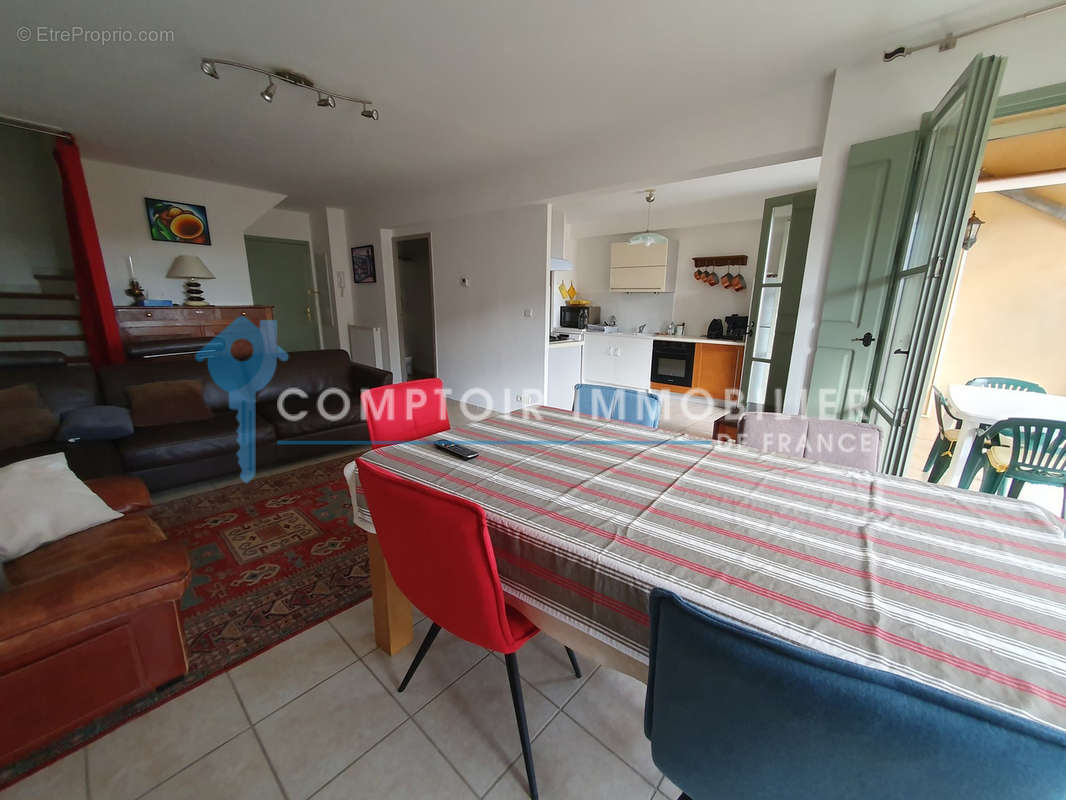 Appartement à UZES