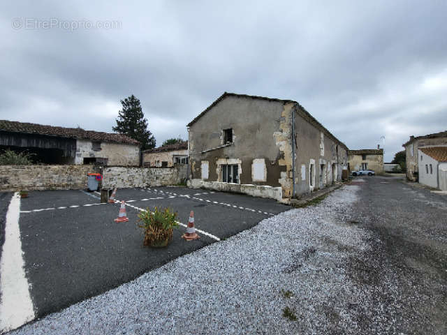 Maison à NANCRAS