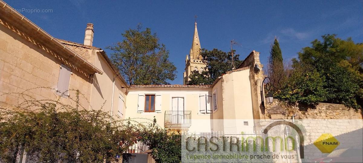 Maison à CASTRIES