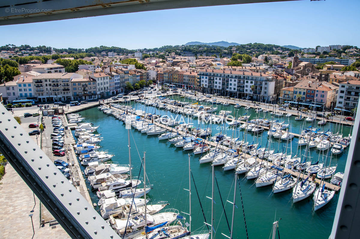 Commerce à LA SEYNE-SUR-MER