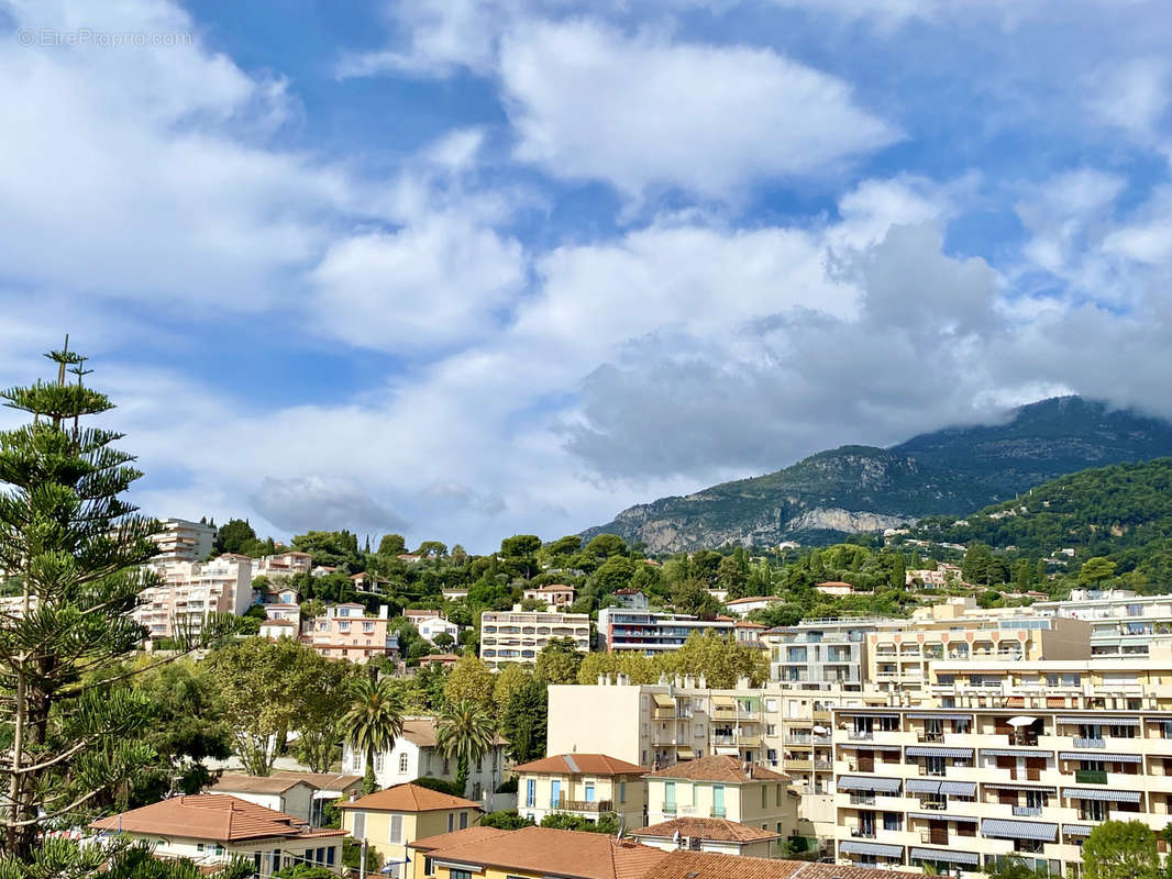 Appartement à ROQUEBRUNE-CAP-MARTIN