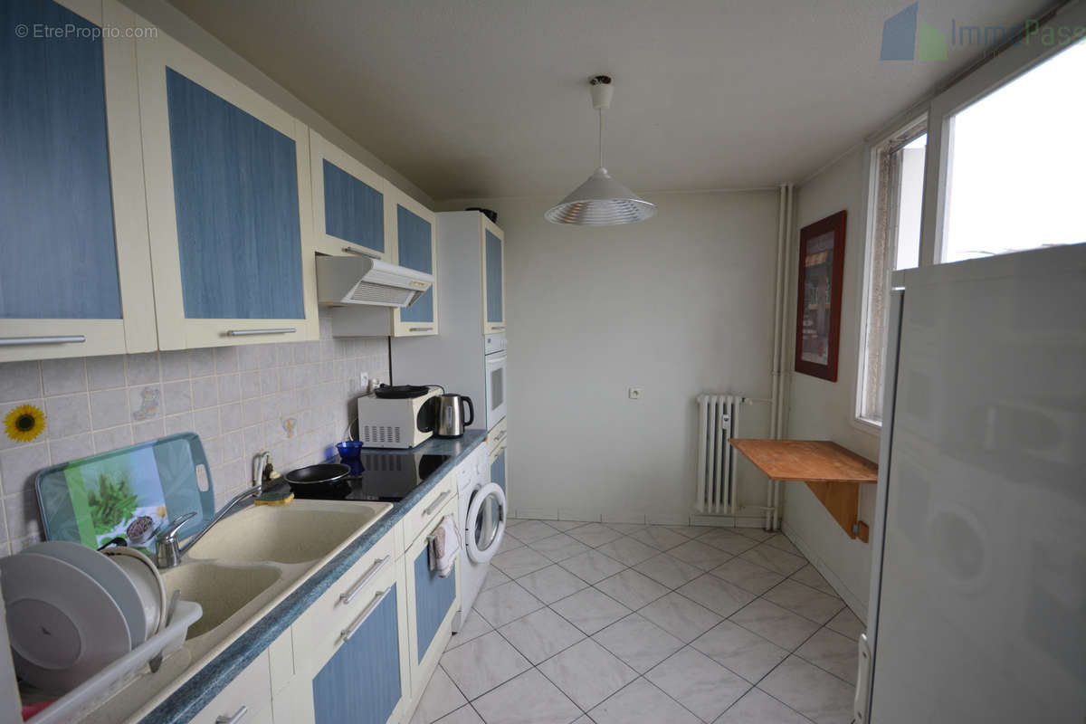 Appartement à LYON-8E