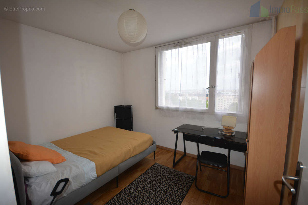 Appartement à LYON-8E