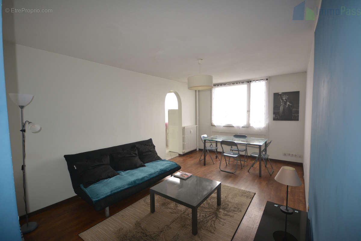 Appartement à LYON-8E