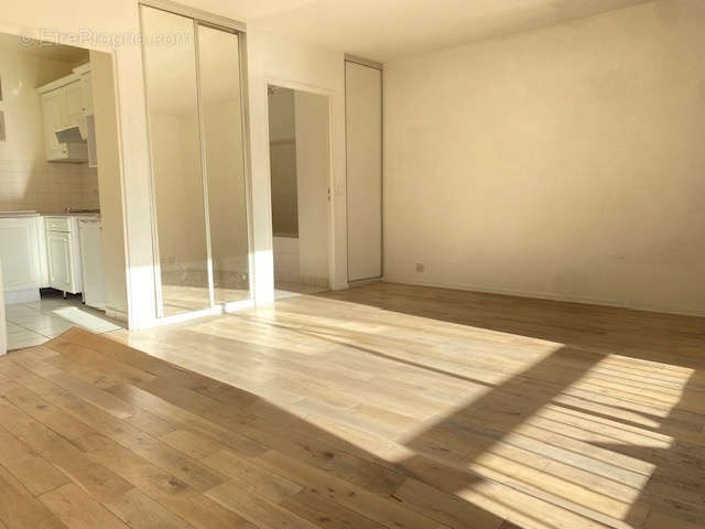 Appartement à PARIS-19E