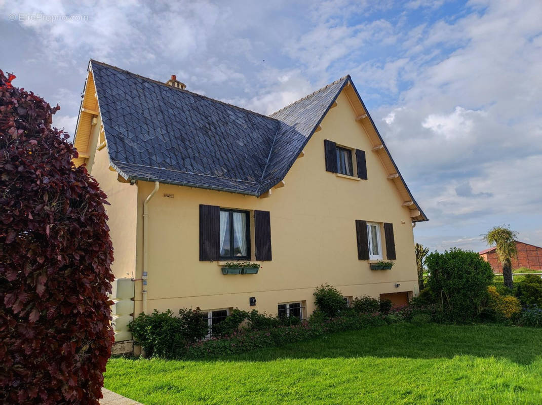 Maison à SAINVILLE