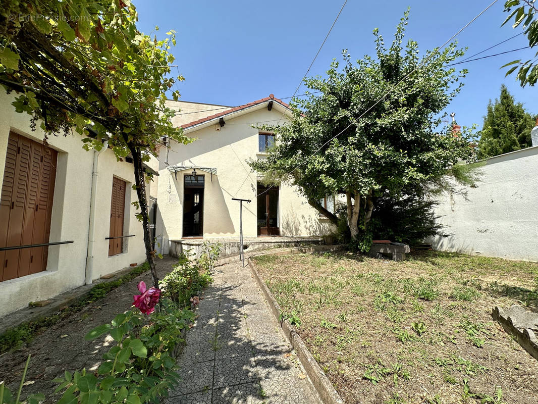 Maison à BEAUMONT