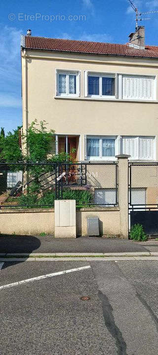 Maison à LANEUVEVILLE-DEVANT-NANCY