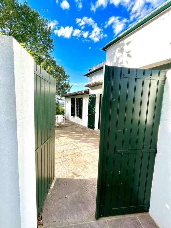 Appartement à SAINT-JEAN-DE-LUZ