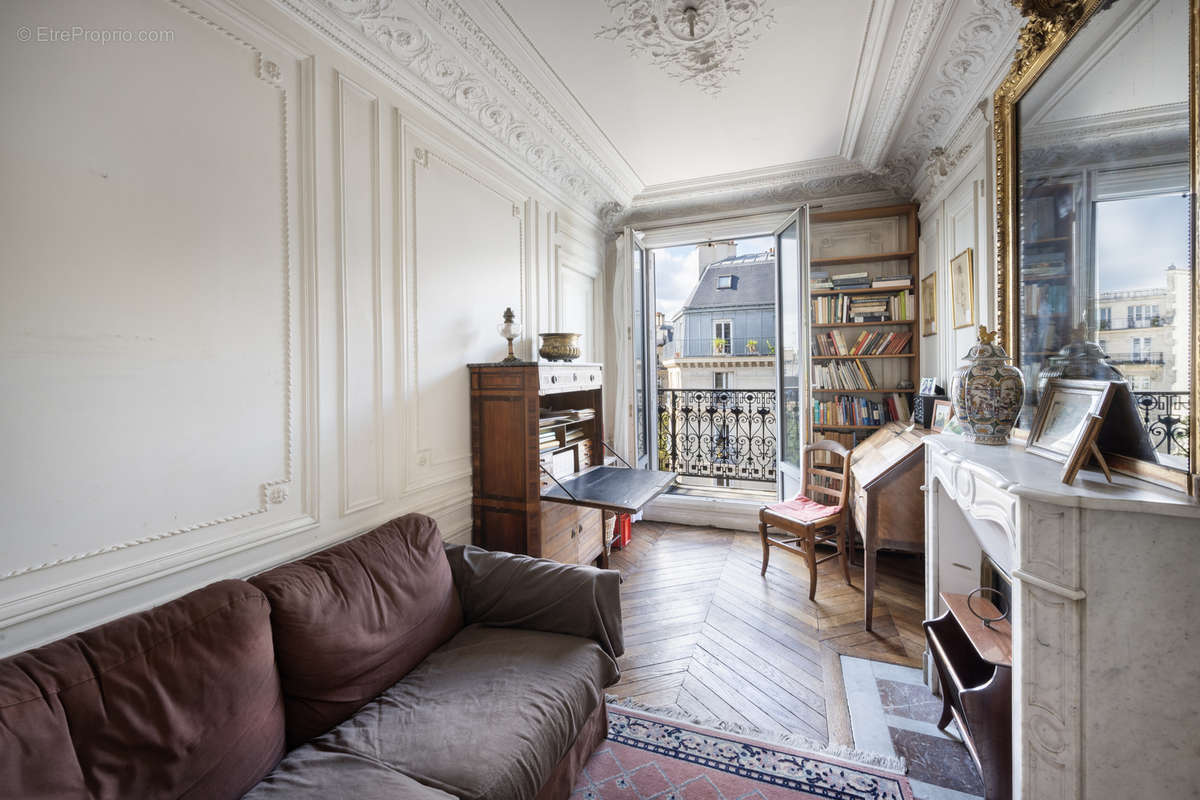 Appartement à PARIS-6E