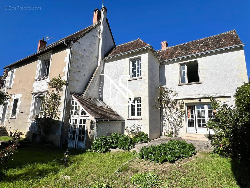 Maison à CHENONCEAUX