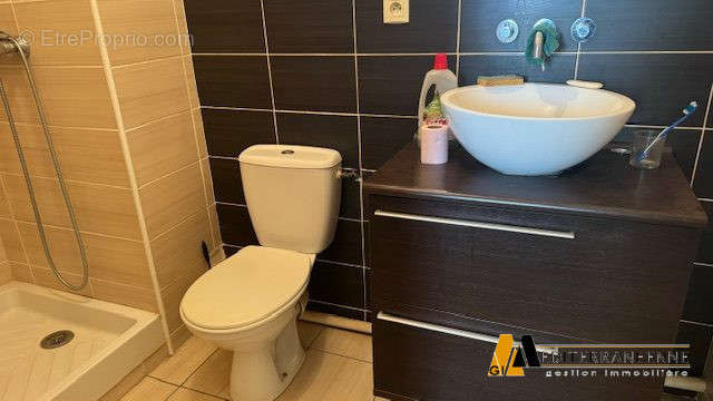 MGI SALLE D&#039;EAU WC - Appartement à BEZIERS