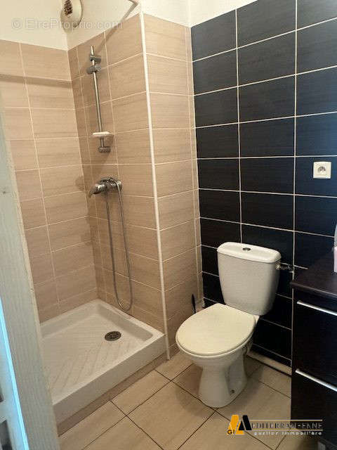 MGI SALLE D&#039;EAU WC - Appartement à BEZIERS