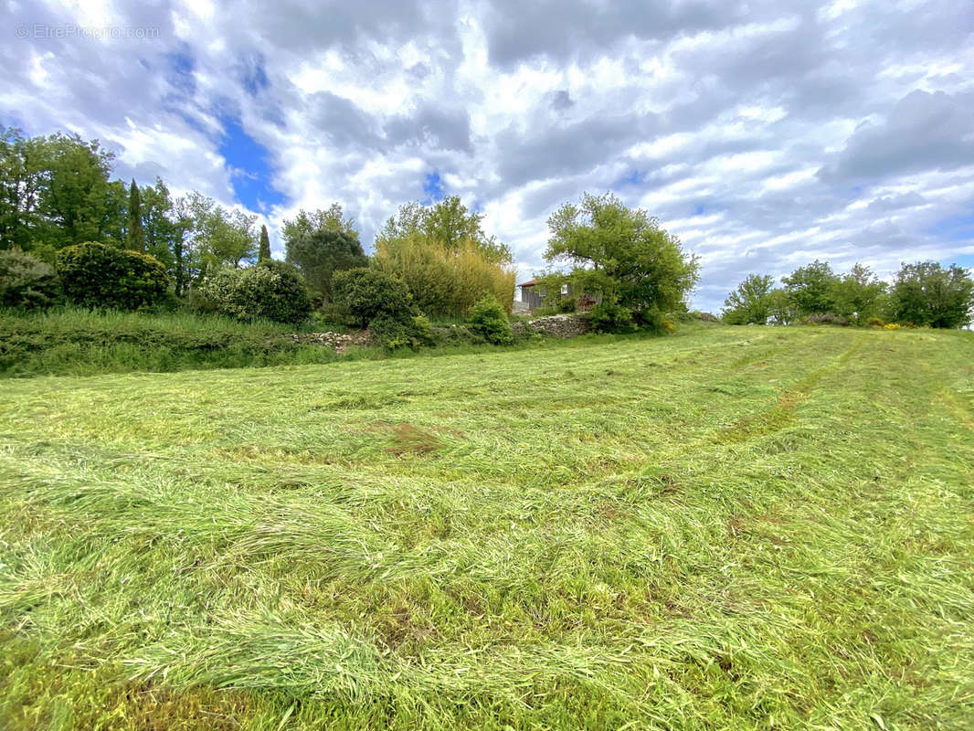 Terrain à PREAUX