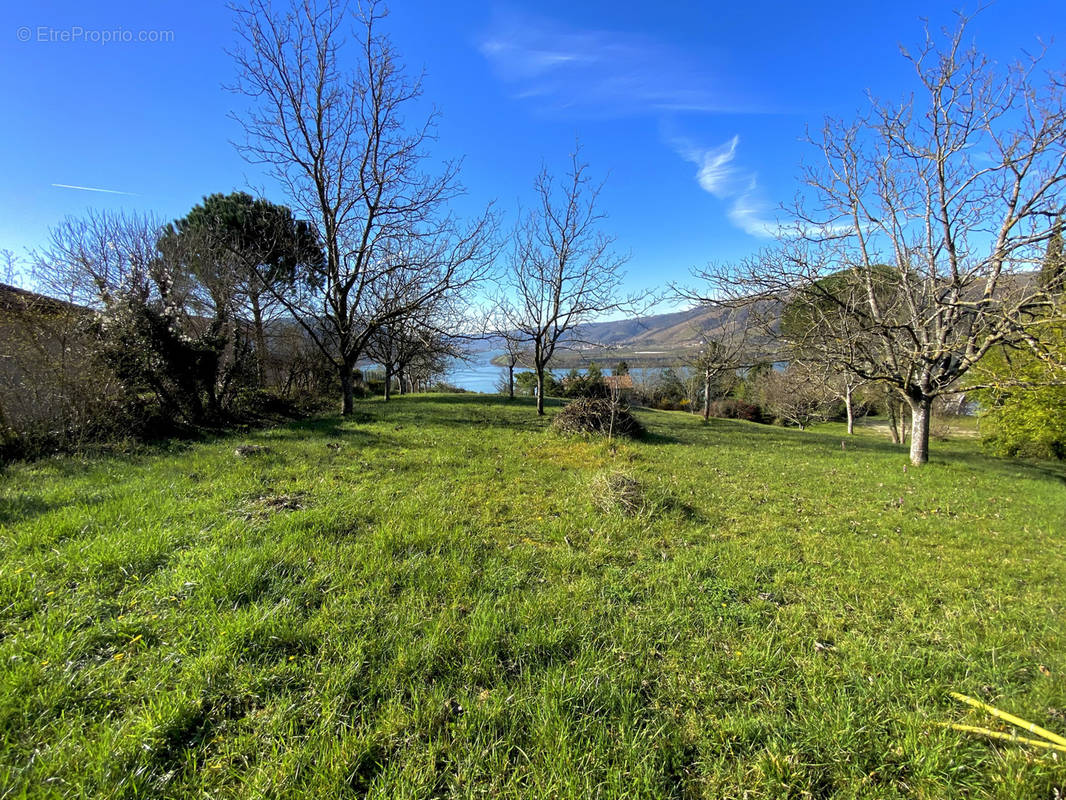 Terrain à SAINT-VALLIER