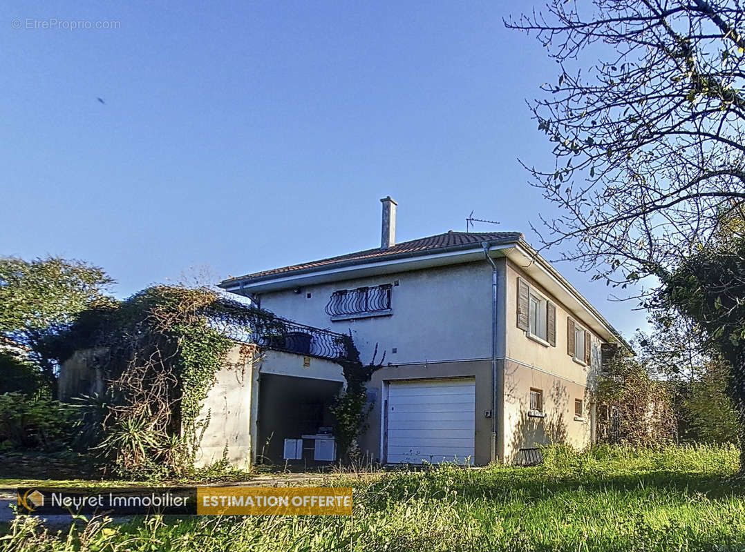 Maison à SAINT-SYMPHORIEN-D&#039;OZON