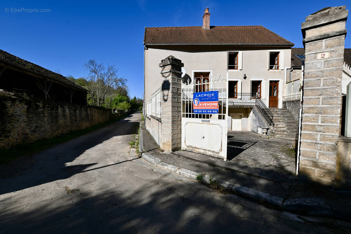 Maison à SAINT-PERE