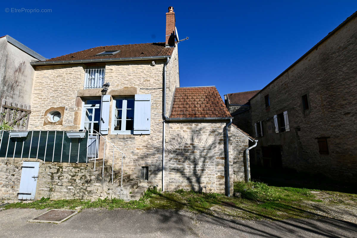 Maison à SAINT-PERE