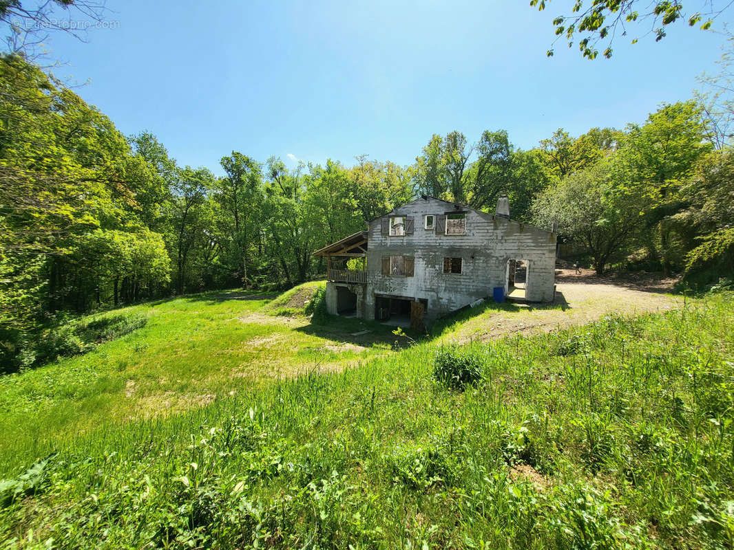 Maison à URT