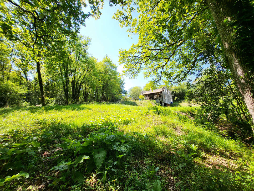 Maison à URT