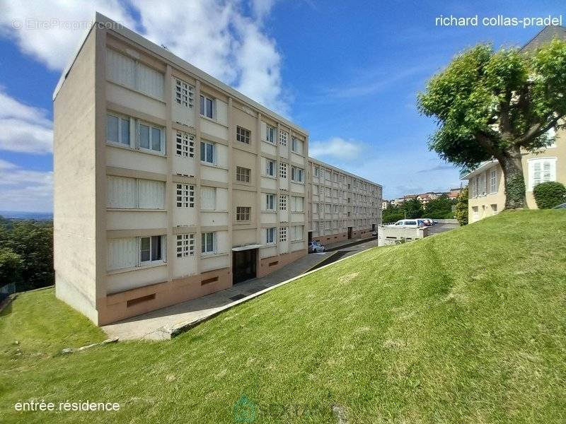 Appartement à THIERS