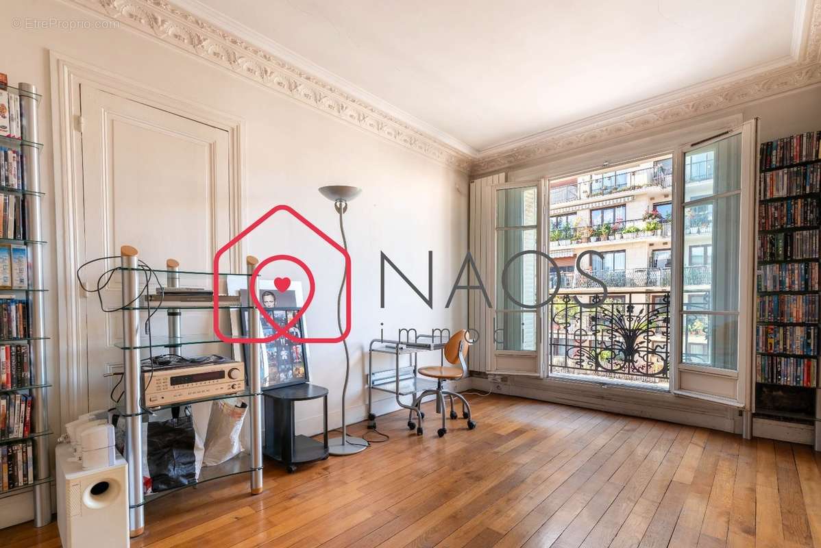 Appartement à PARIS-15E