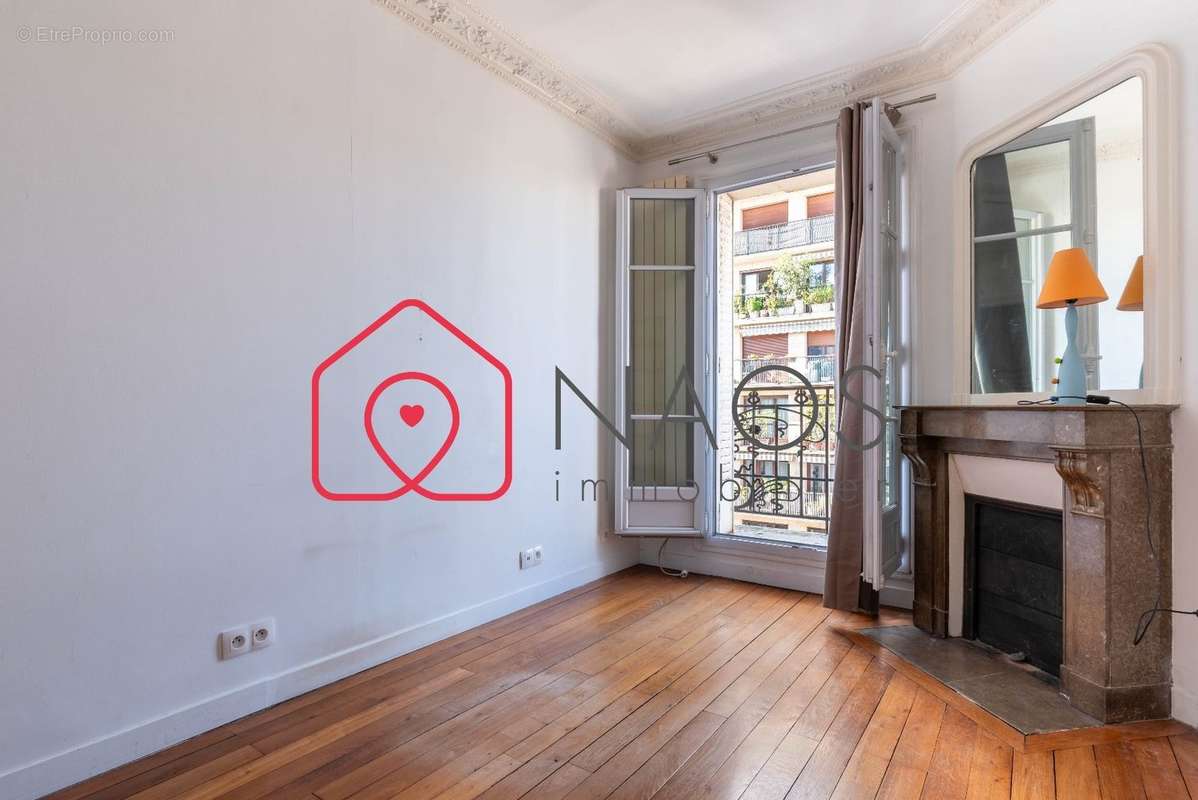 Appartement à PARIS-15E