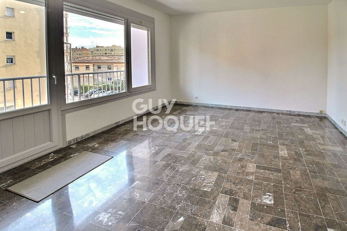 Appartement à AJACCIO