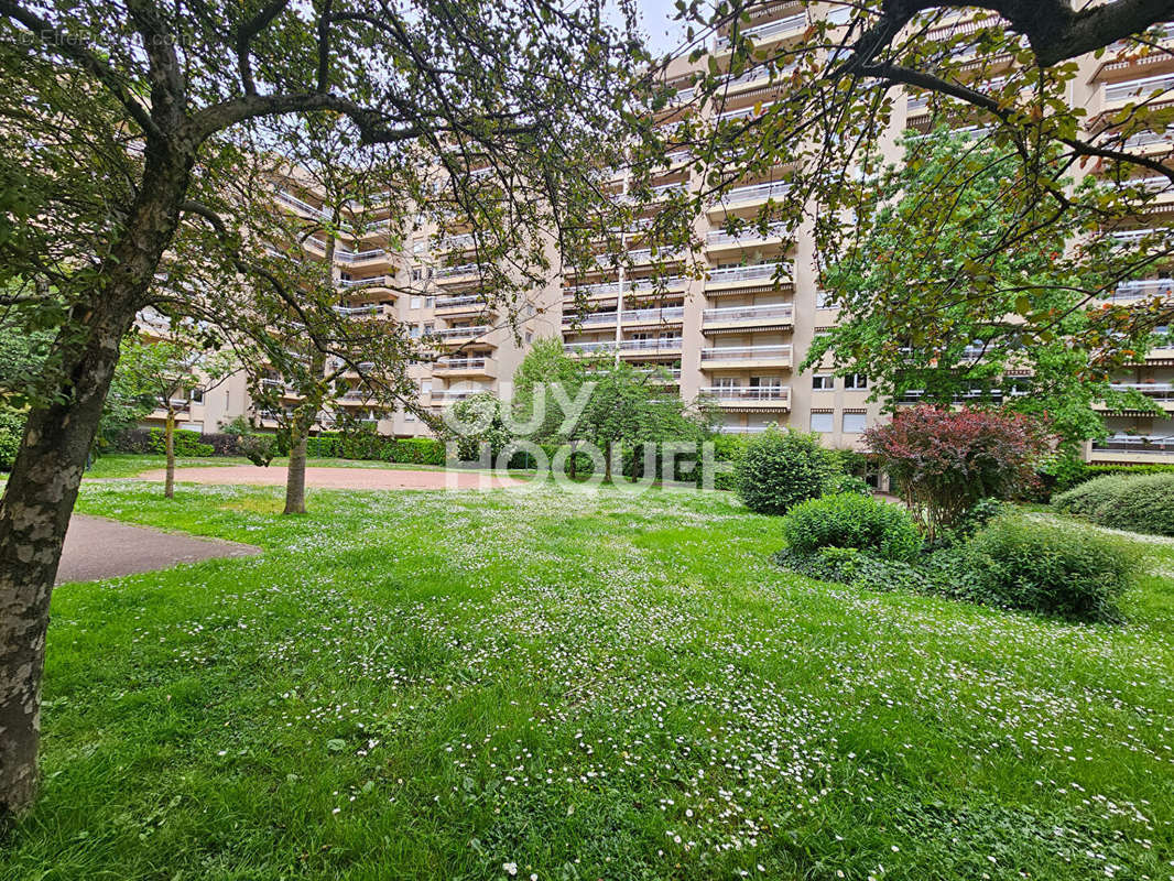 Appartement à LYON-4E