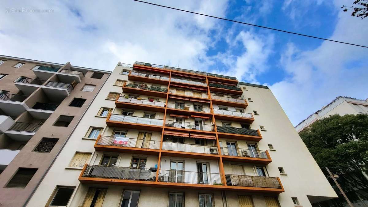 Appartement à MARSEILLE-10E