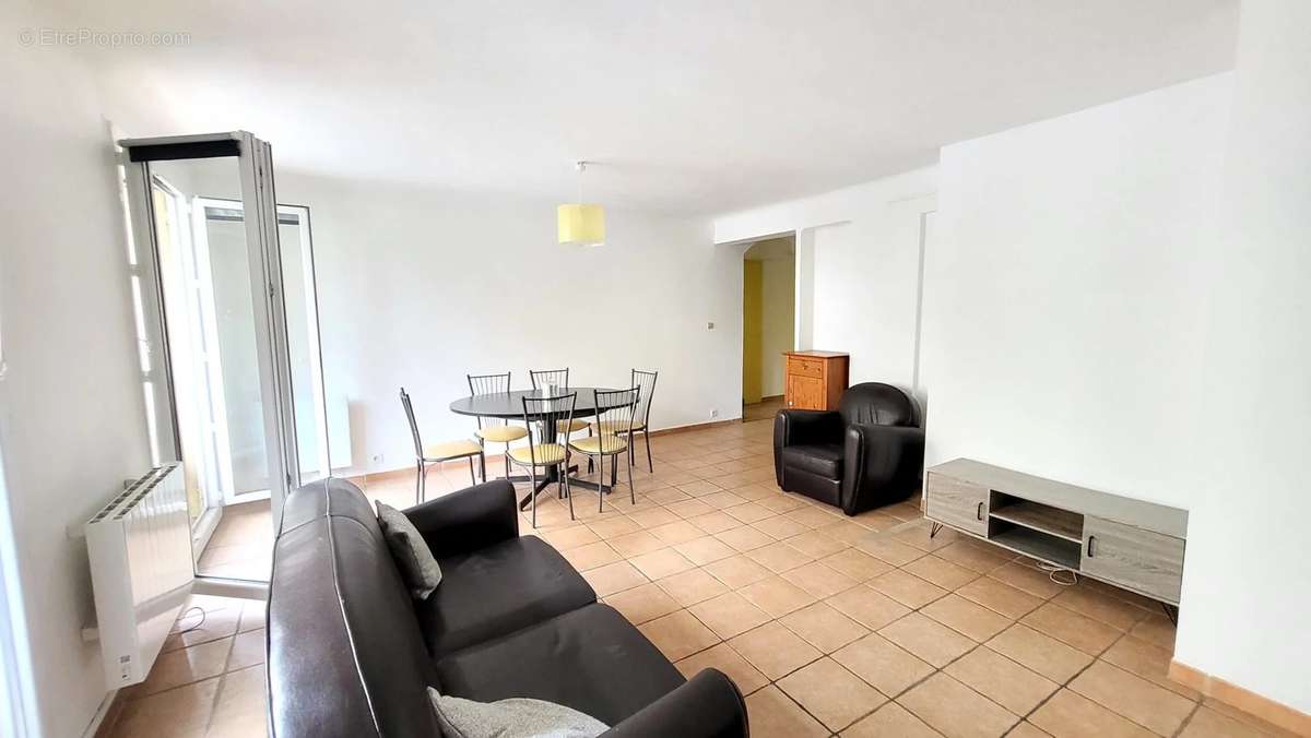 Appartement à MARSEILLE-10E