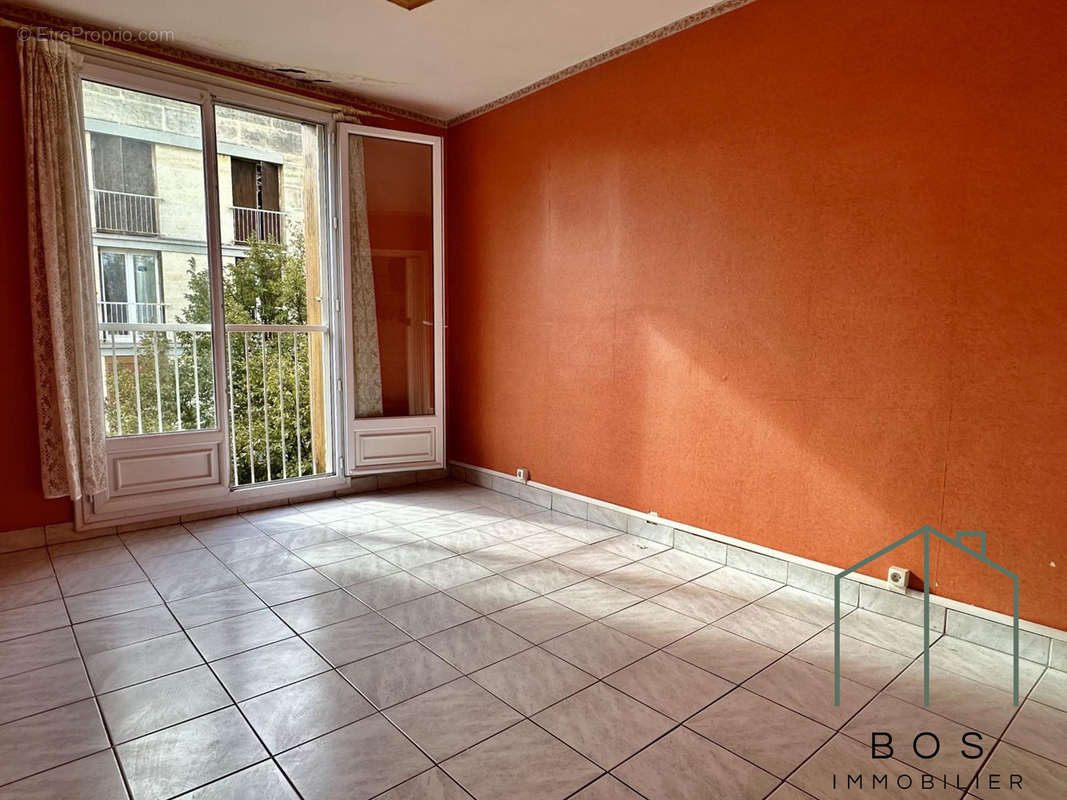 Appartement à SALON-DE-PROVENCE