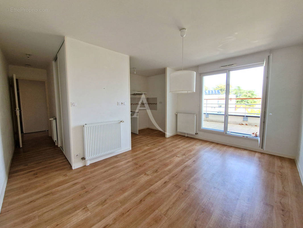 Appartement à SAINT-SEBASTIEN-SUR-LOIRE