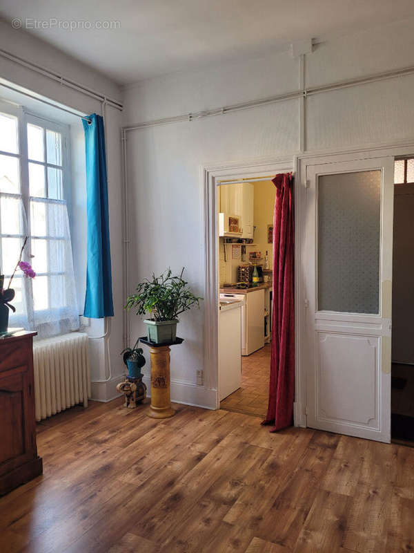 Appartement à SAINT-POURCAIN-SUR-SIOULE